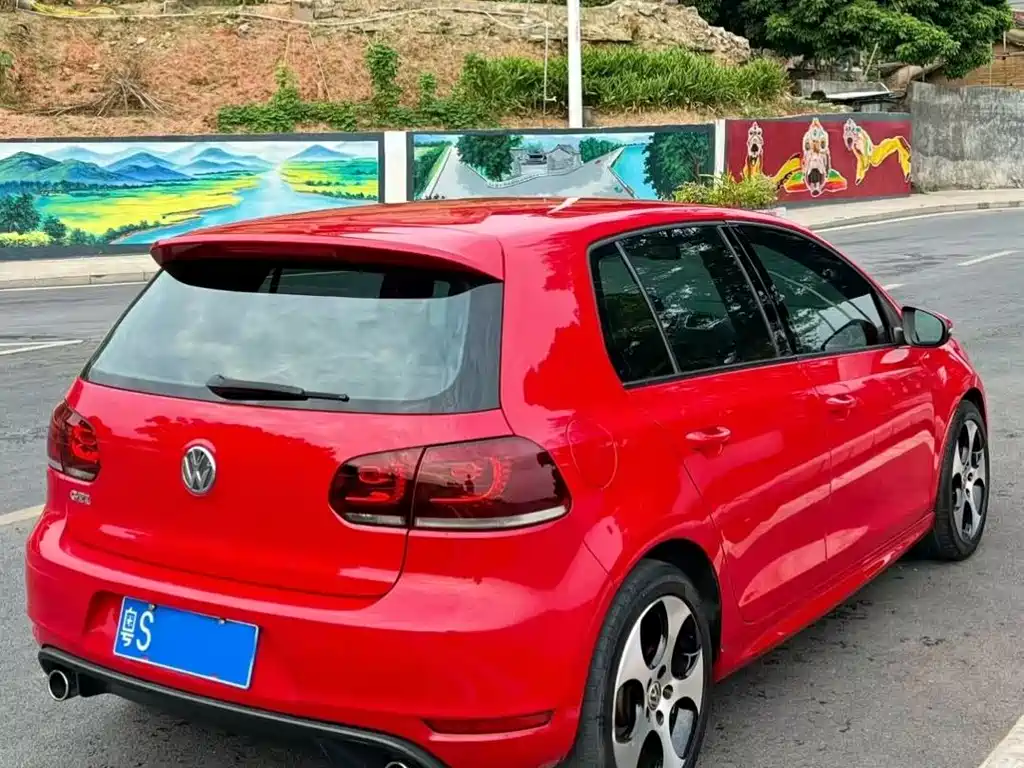 Volkswagen Golf GTI GTI 2012 2.0TSI GTI