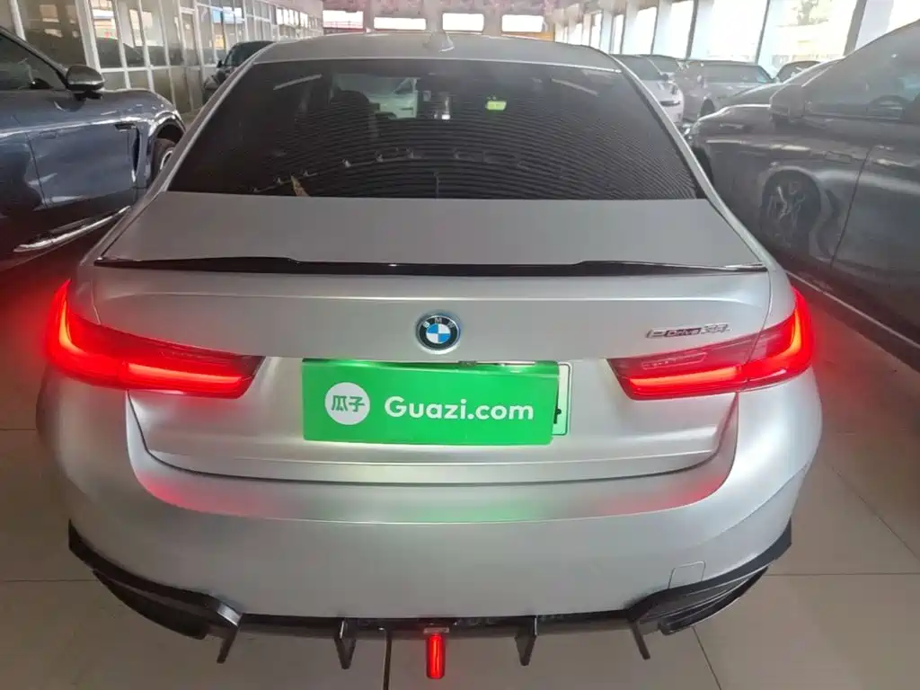 BMW i3 — миниатюра 6