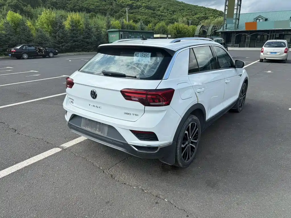 Volkswagen T-Roc — миниатюра 4