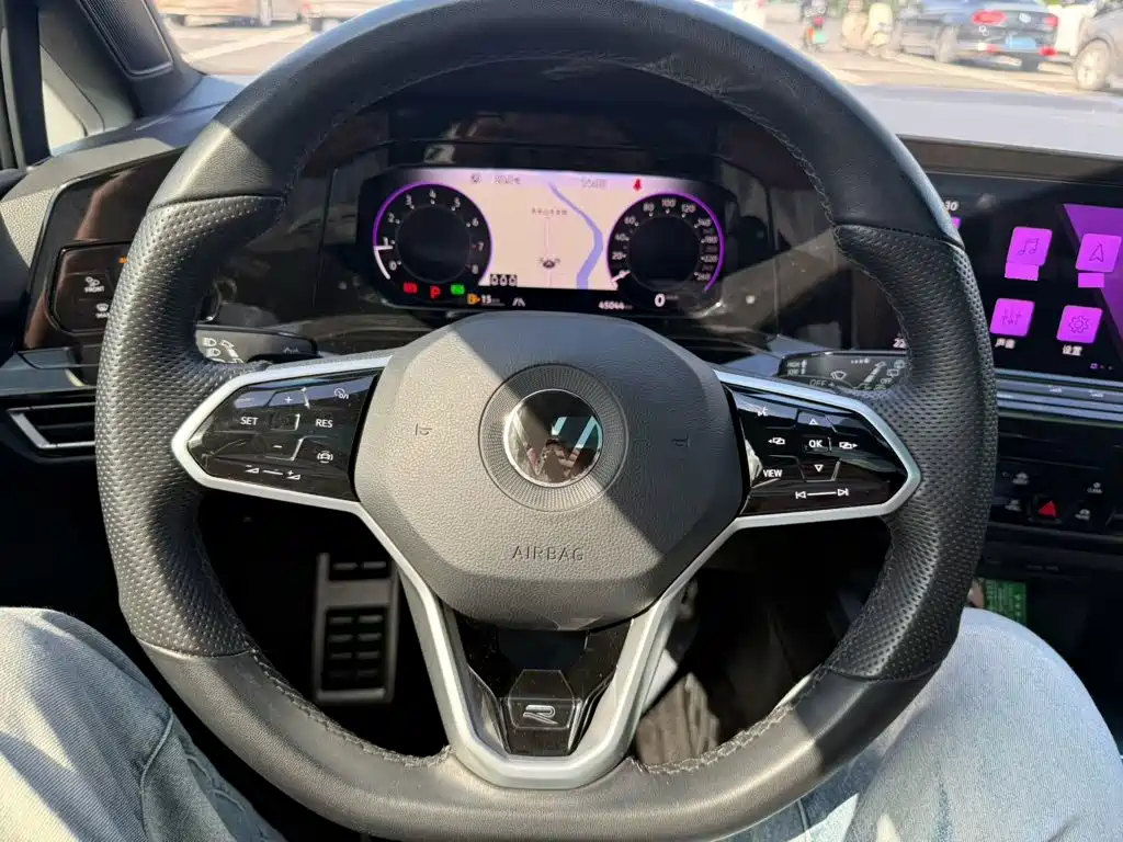 Volkswagen Golf — миниатюра 11