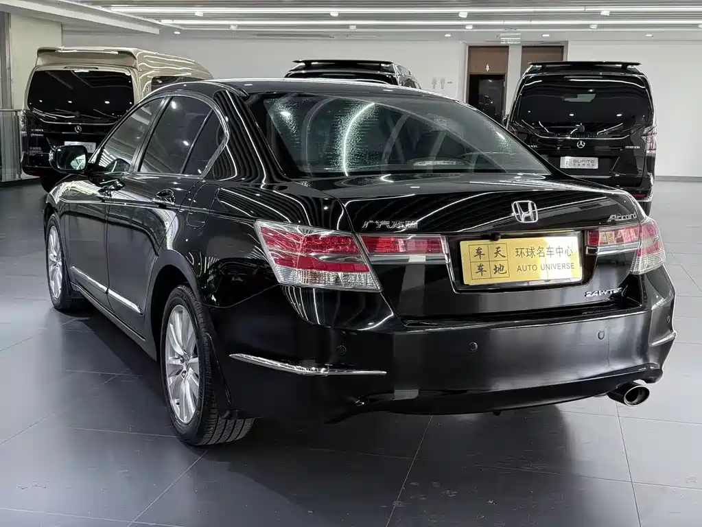 Honda Accord 2013 2.4L SE