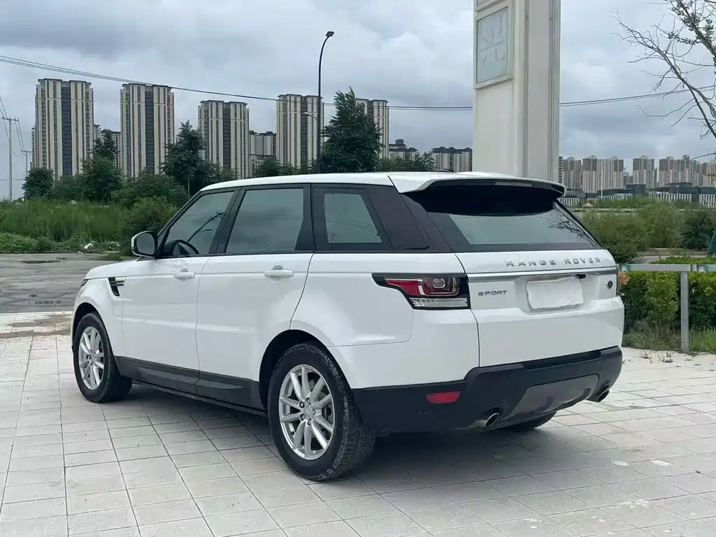 Land Rover Sport — миниатюра 9