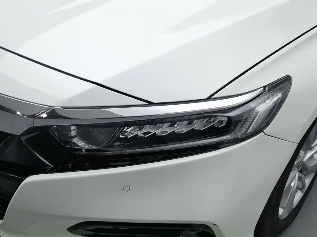 Honda Accord — миниатюра 7