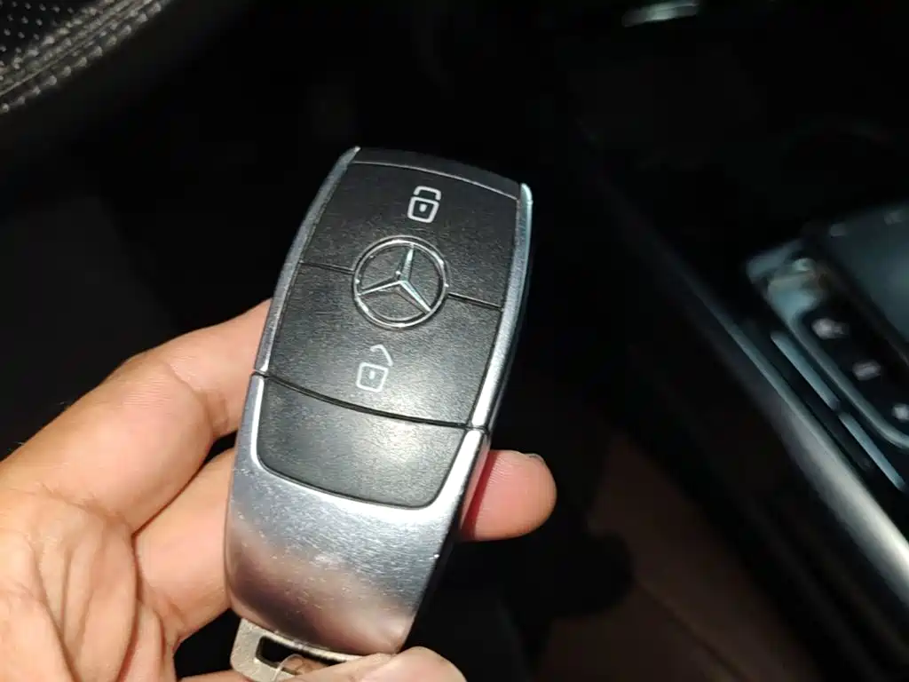 Mercedes-Benz GLB — миниатюра 9