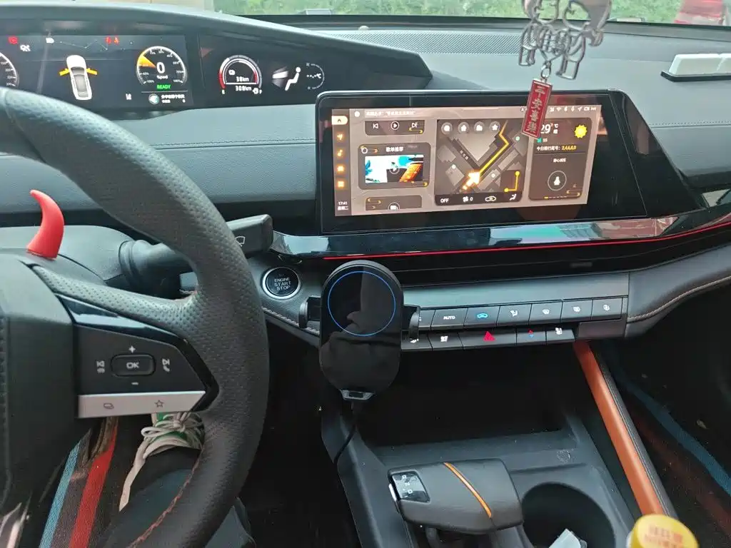 Changan UNI-V iDD — миниатюра 9