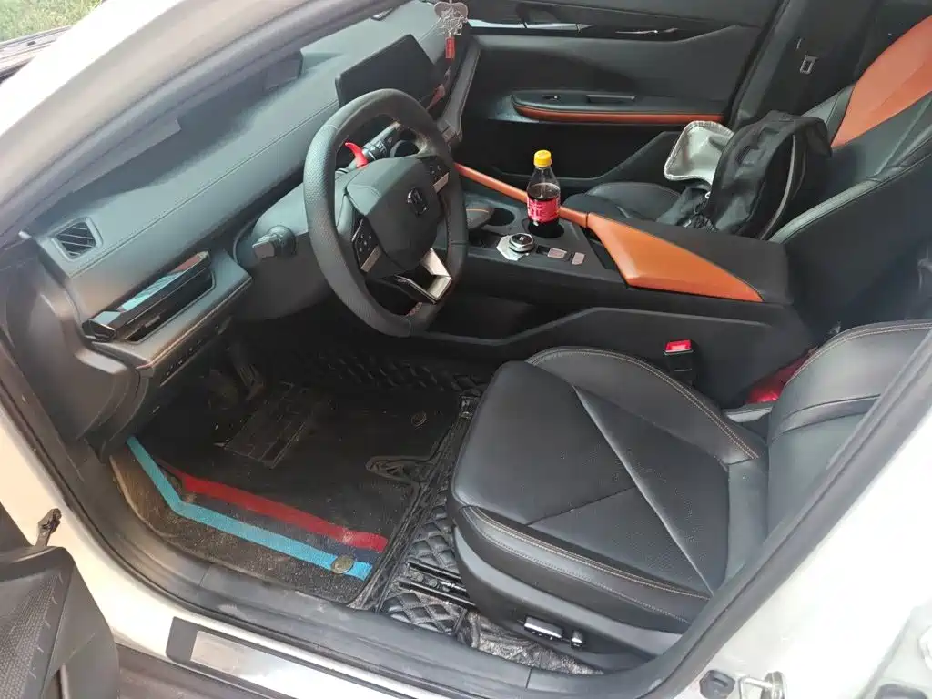 Changan UNI-V iDD — миниатюра 12