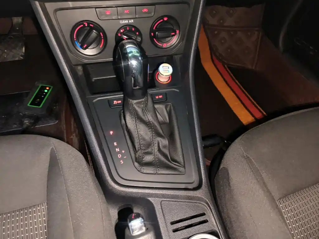Volkswagen Lavida — миниатюра 14