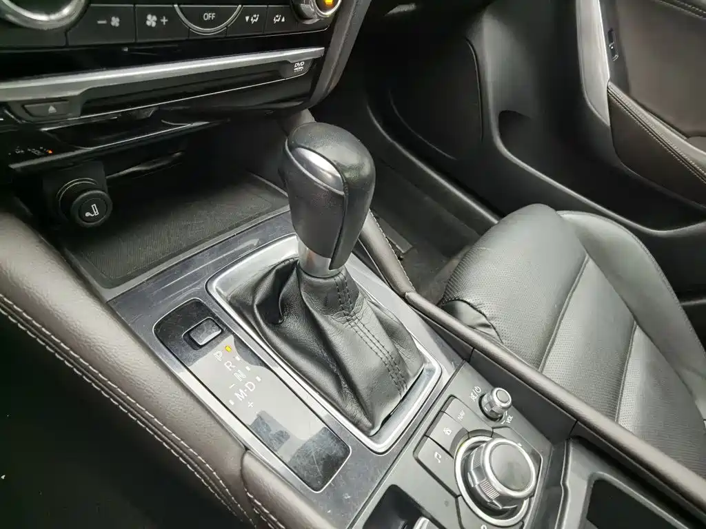 Mazda Atenza — миниатюра 13
