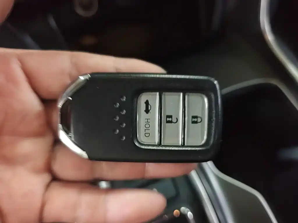 Honda Accord — миниатюра 9