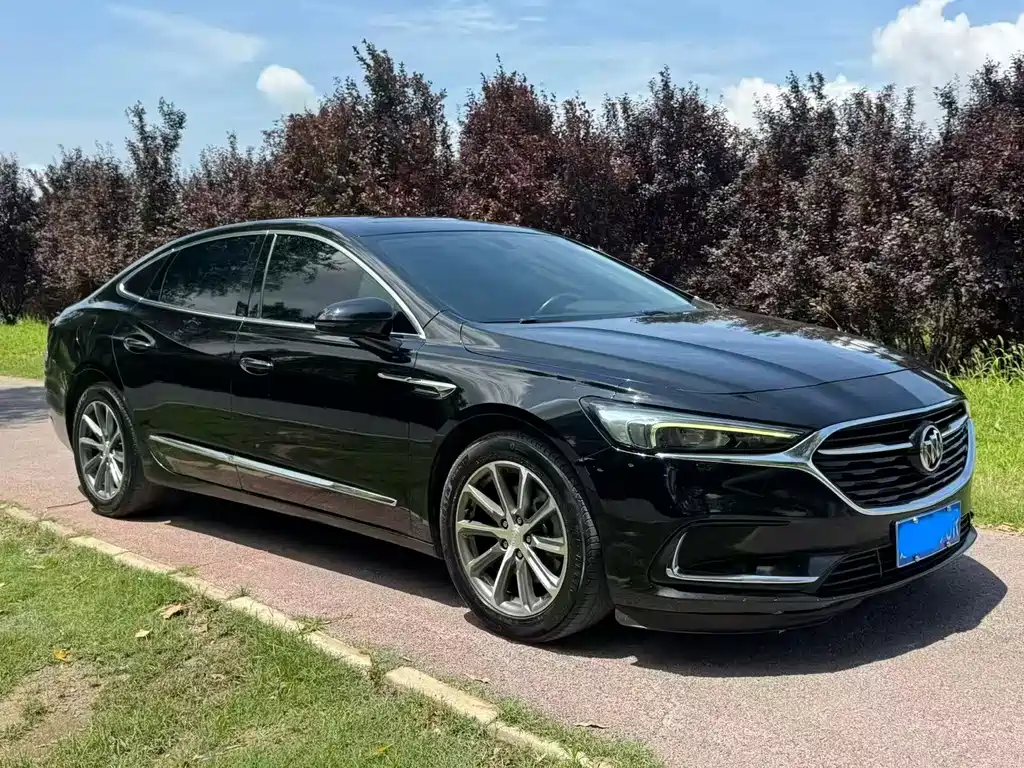 Buick LaCrosse — миниатюра 3