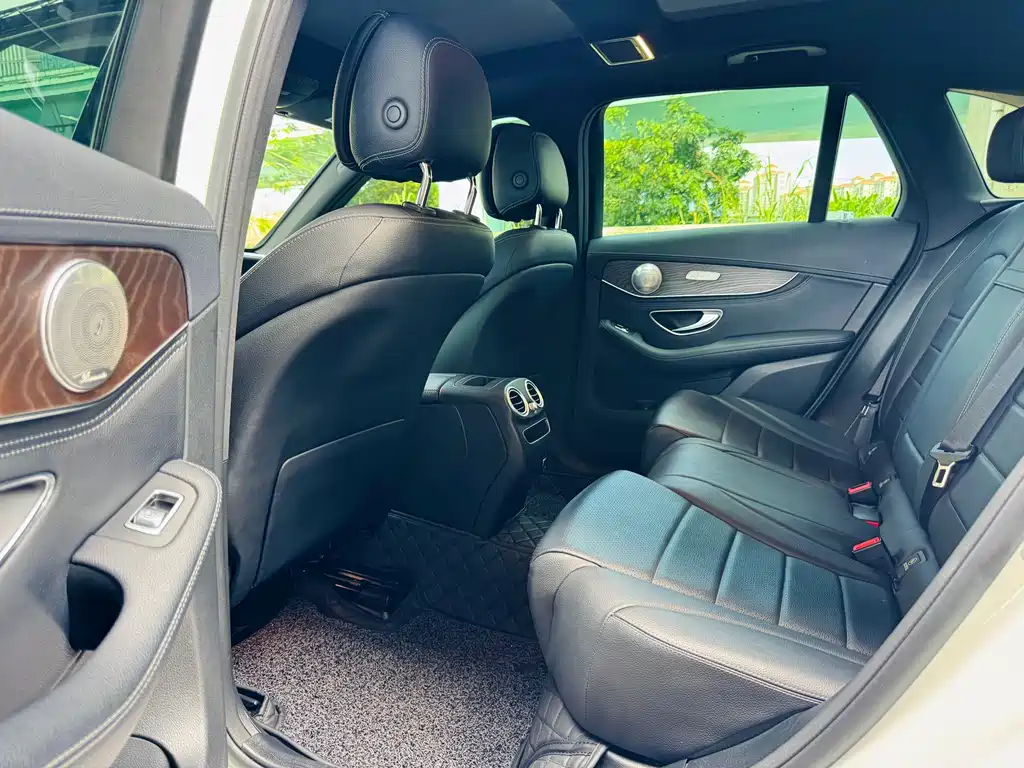 Mercedes-Benz GLC — миниатюра 7
