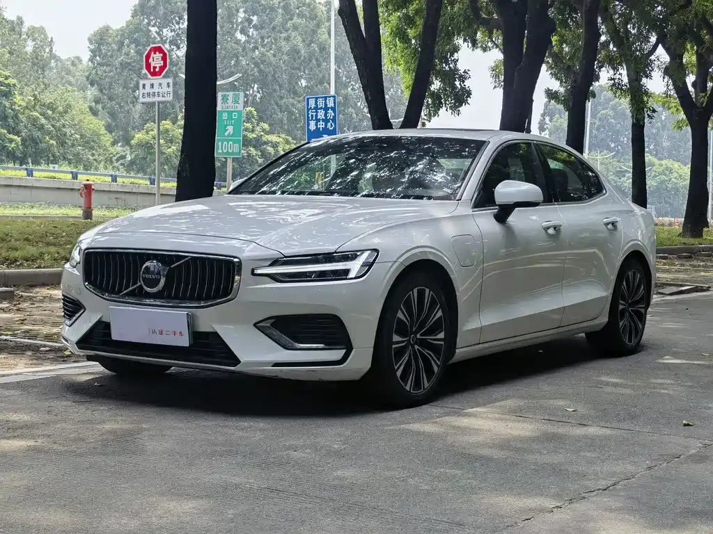 Volvo S60
