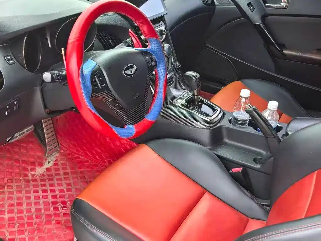 Hyundai Genesis Coupe — миниатюра 6