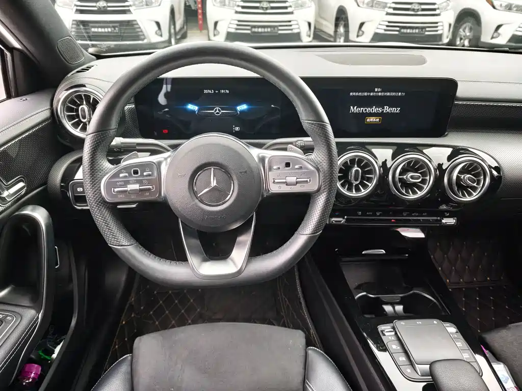 Mercedes-Benz A-Class — миниатюра 5