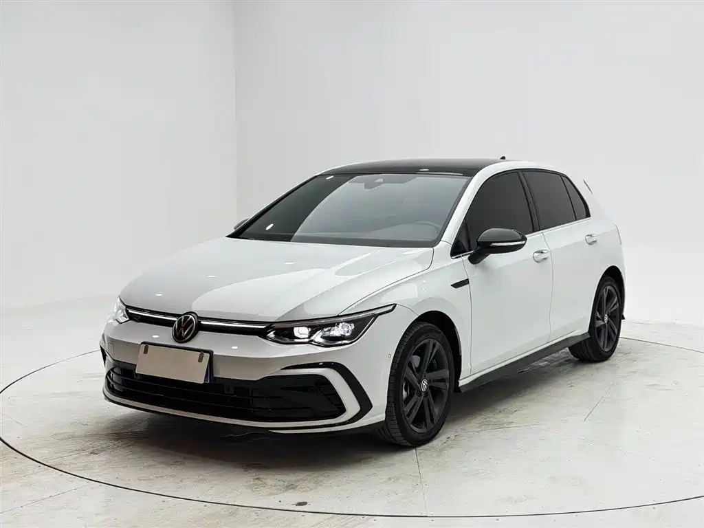 Volkswagen Golf 2021