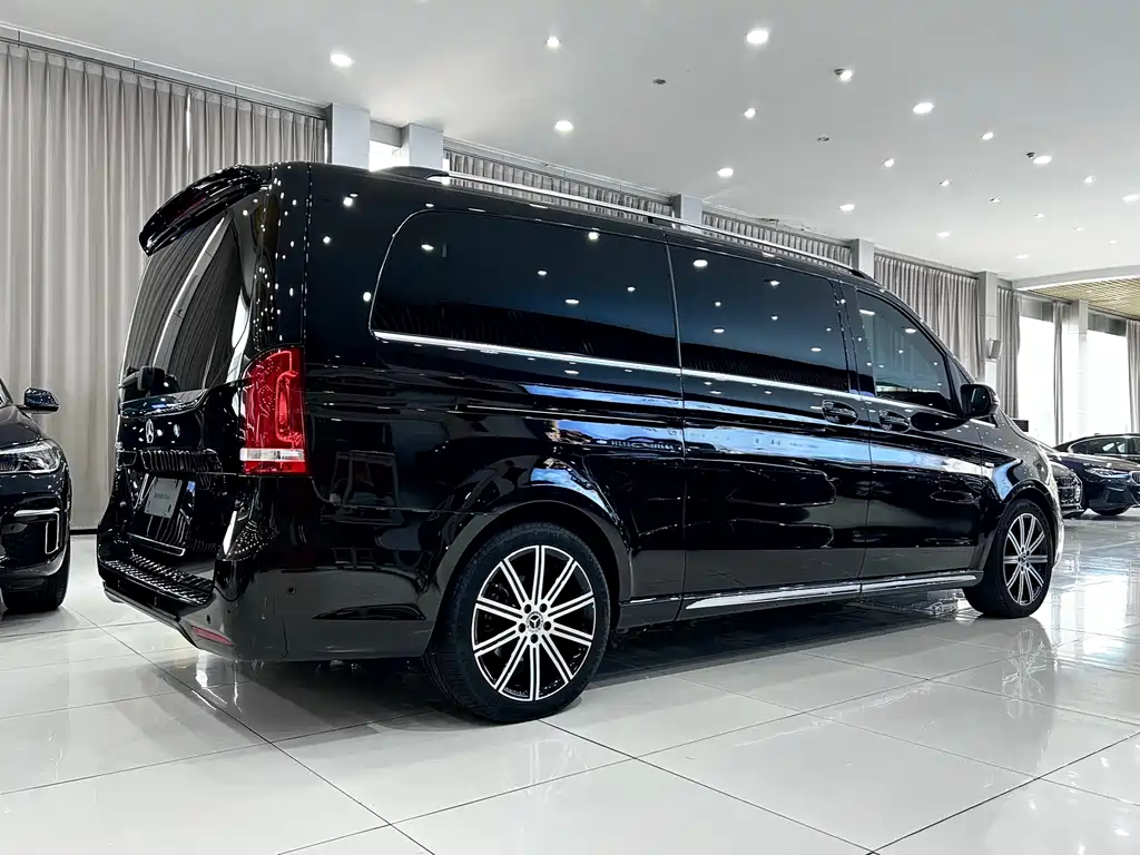 Mercedes-Benz V-Class V 2022 V 260 L Luxury