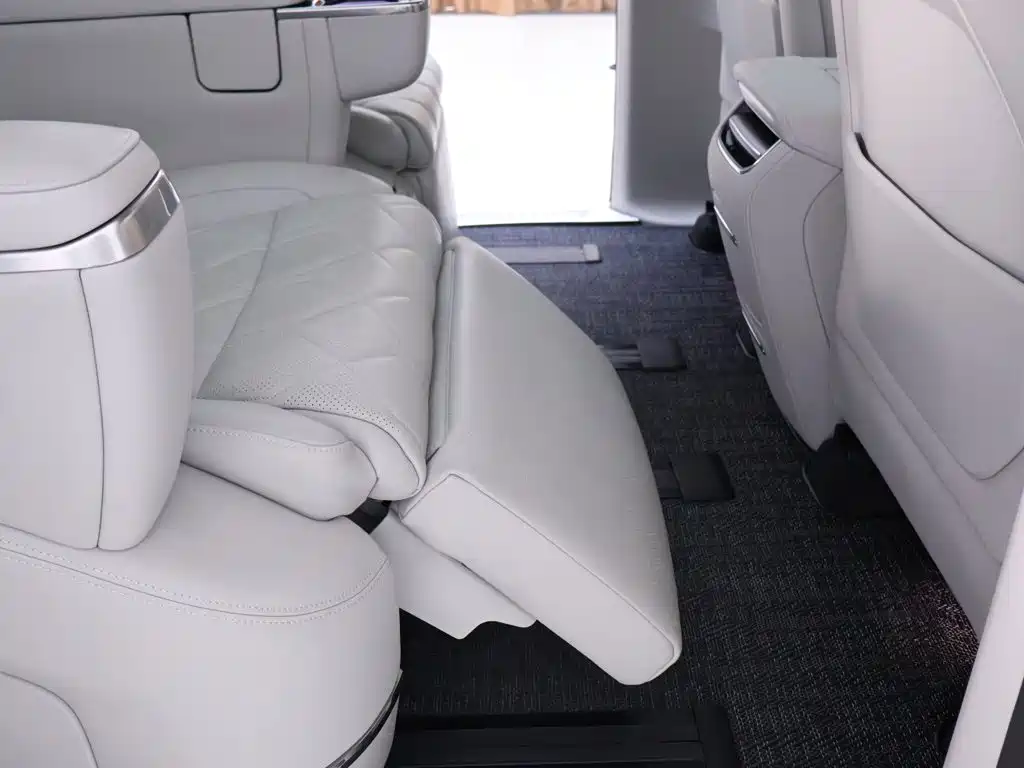 Volvo EM90 — миниатюра 25