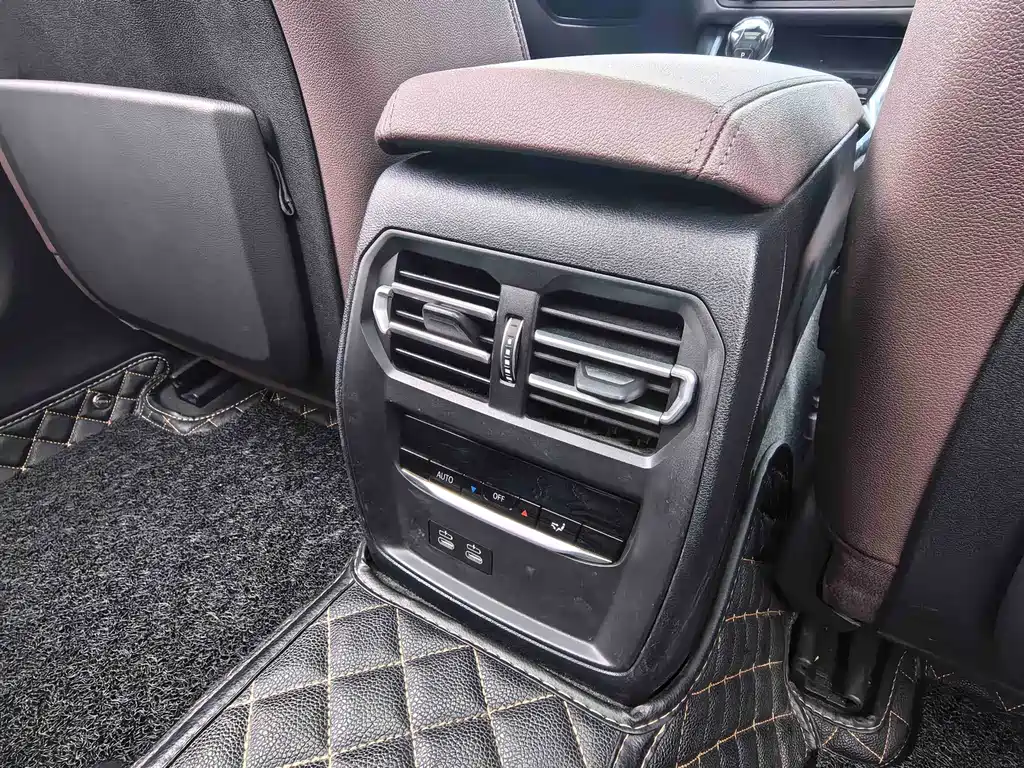 BMW 3 Series — миниатюра 17