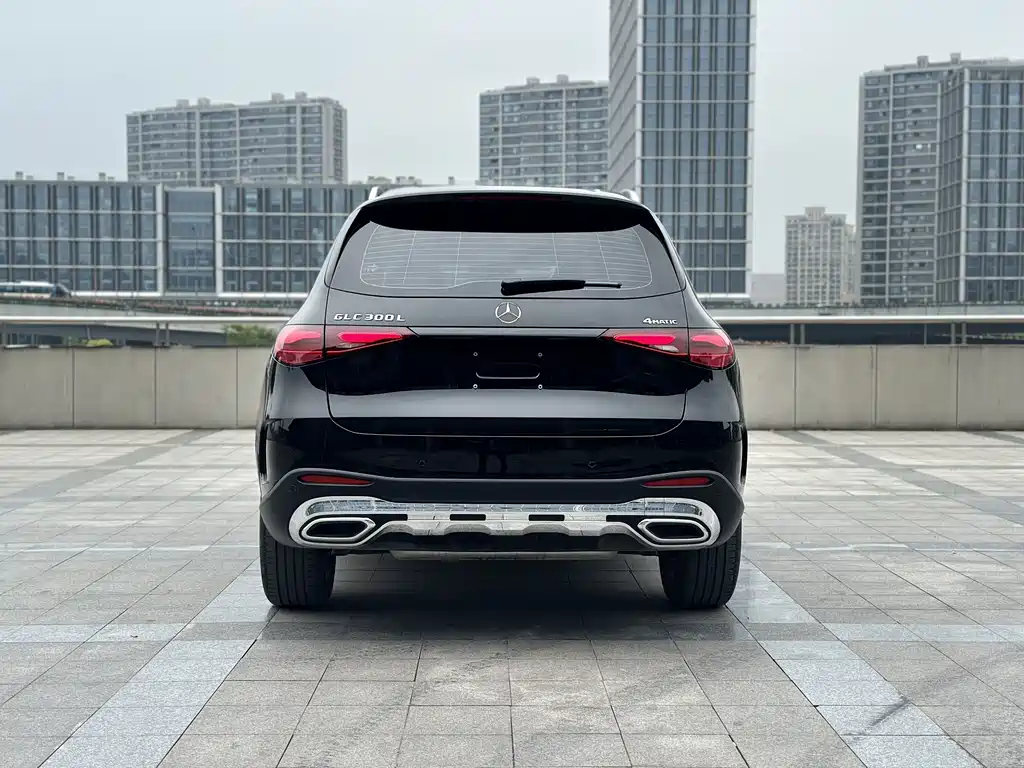 Mercedes-Benz GLC 2026 GLC 300 L 4MATIC 5 мест
