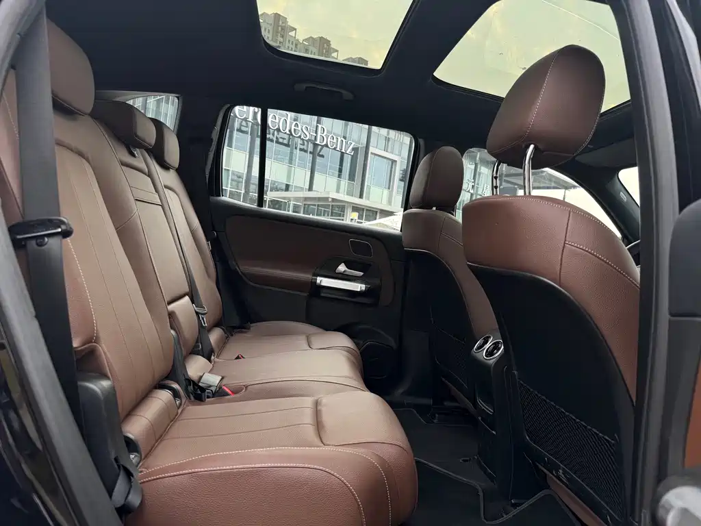 Mercedes-Benz EQB — миниатюра 14