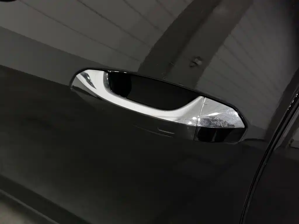 Audi A6L — миниатюра 18