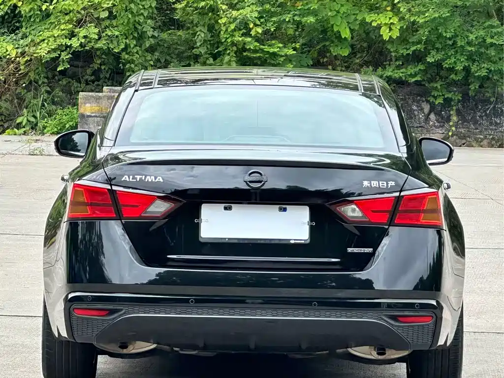 Nissan Teana — миниатюра 14