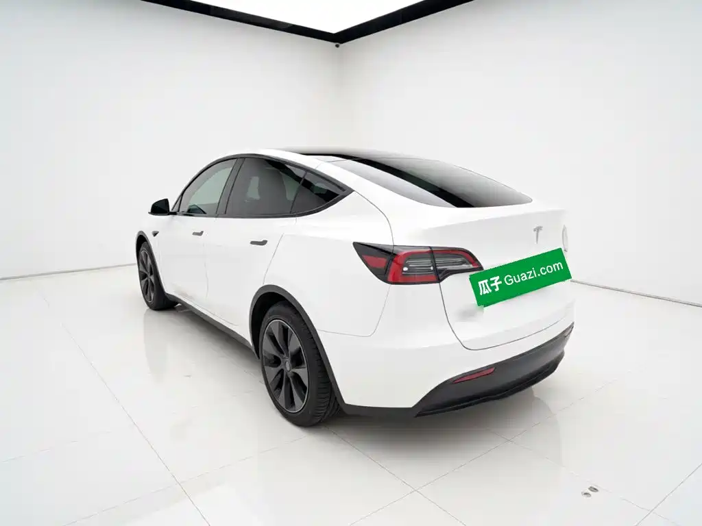 Tesla Model Y — фотографии объявления, Фото 5