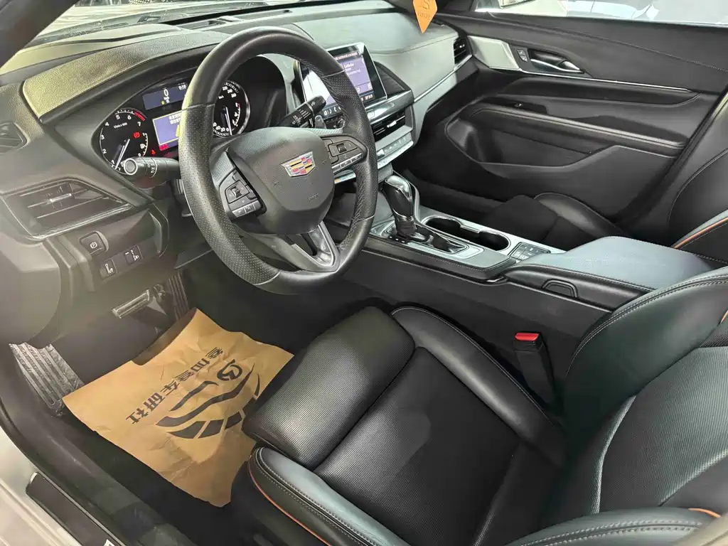 Cadillac CT4 — миниатюра 7
