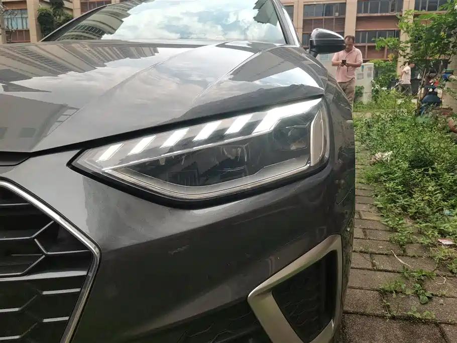 Audi A4L 2022 40 TFSI Luxury
