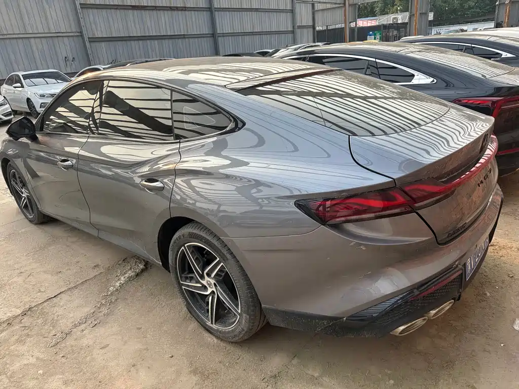 MG 7 2023 1.5T DCT Luxury