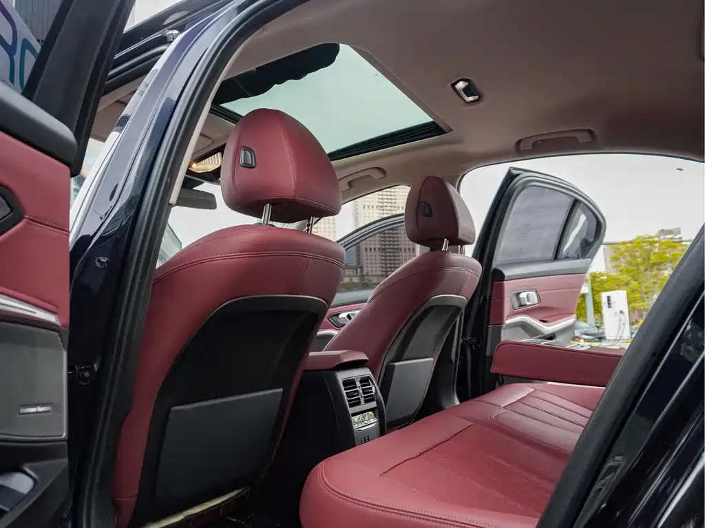 BMW 3 Series — миниатюра 27