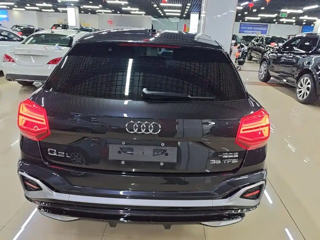 Audi Q2L — миниатюра 6