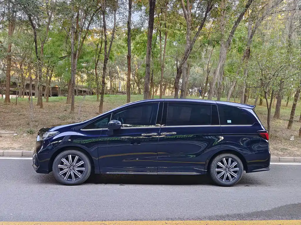 Honda Odyssey — миниатюра 3