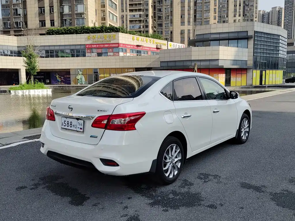 Nissan Sylphy — миниатюра 8