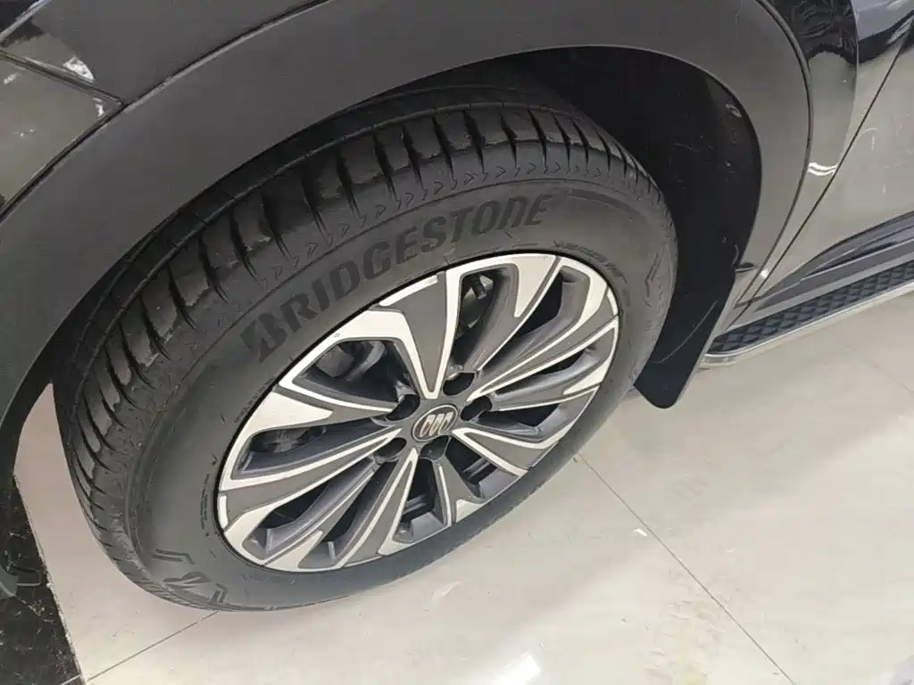 Buick Envision Plus — миниатюра 23