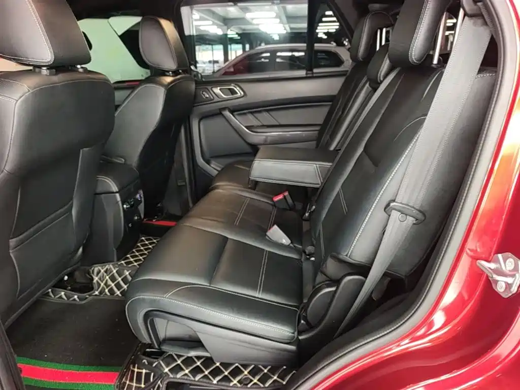 Ford Everest — миниатюра 17