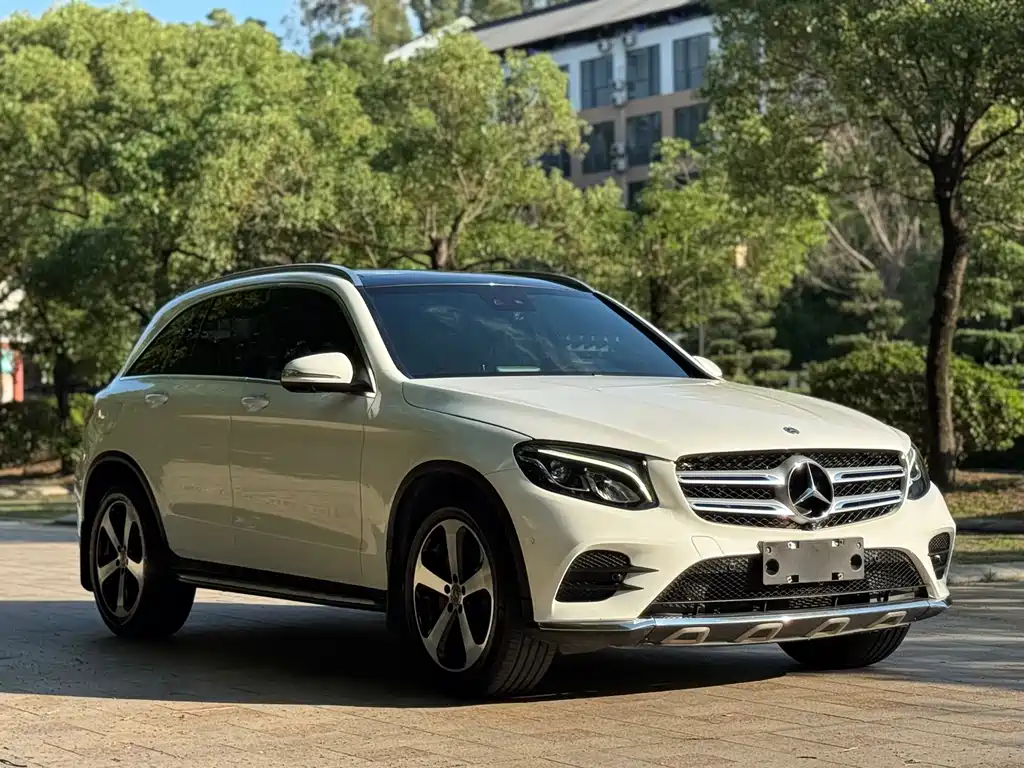 Mercedes-Benz GLC 2018 GLC 260 4MATIC Luxury