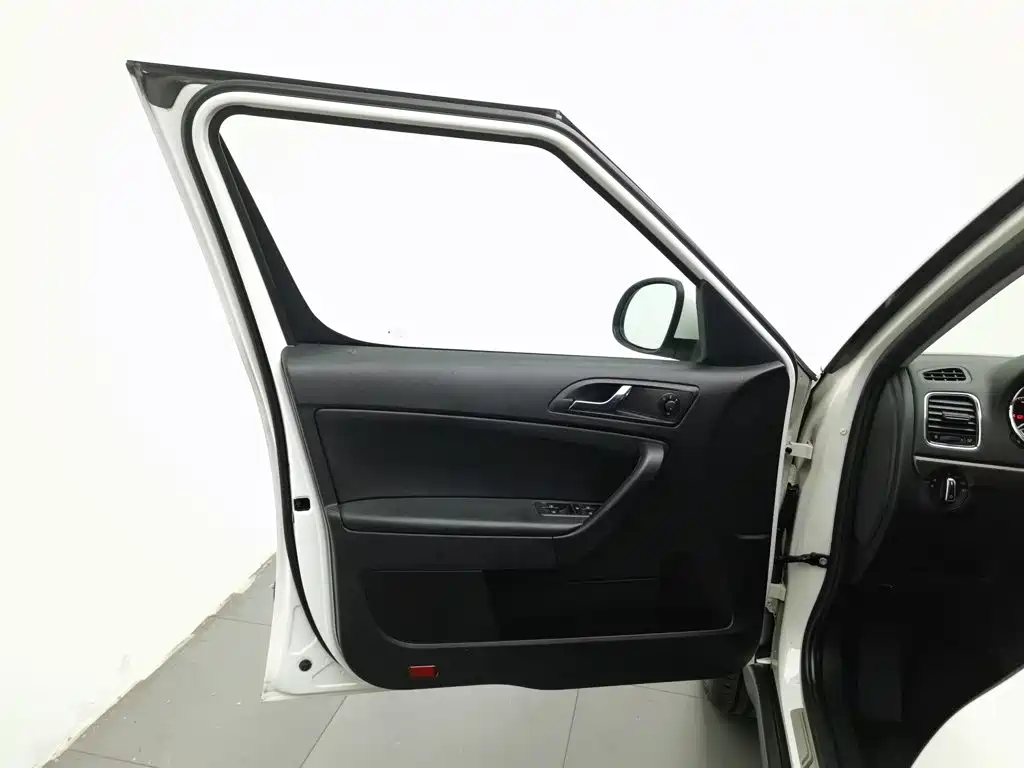 Skoda Yeti — миниатюра 8
