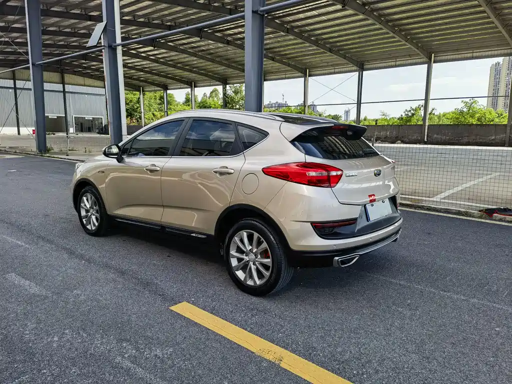 Geely Emgrand GS — миниатюра 4