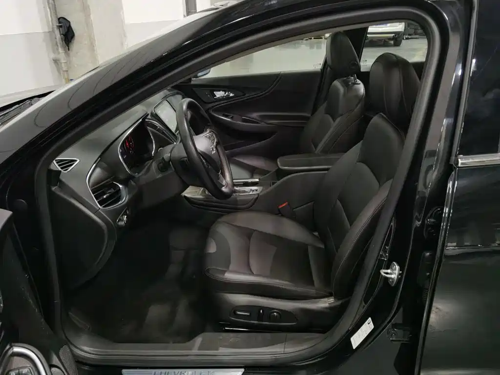 Chevrolet Malibu XL — миниатюра 10