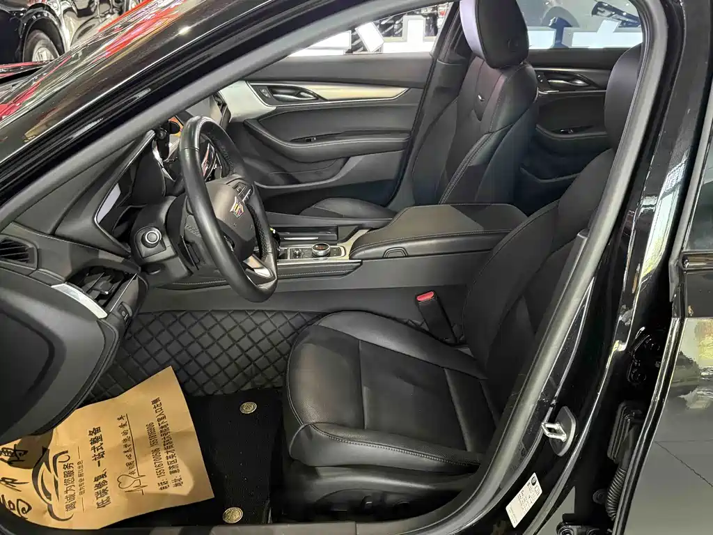 Cadillac CT5 — миниатюра 6