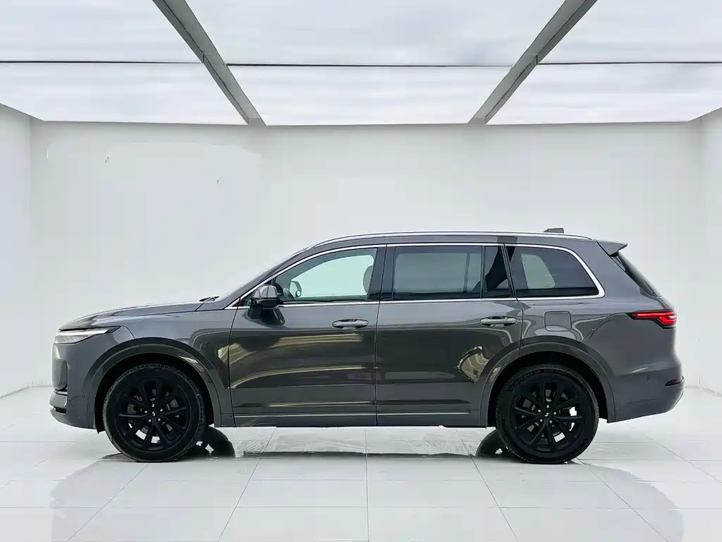 Li Auto ONE 2021 6 мест