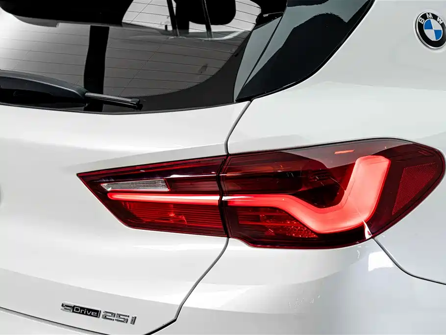 BMW X2 — миниатюра 8