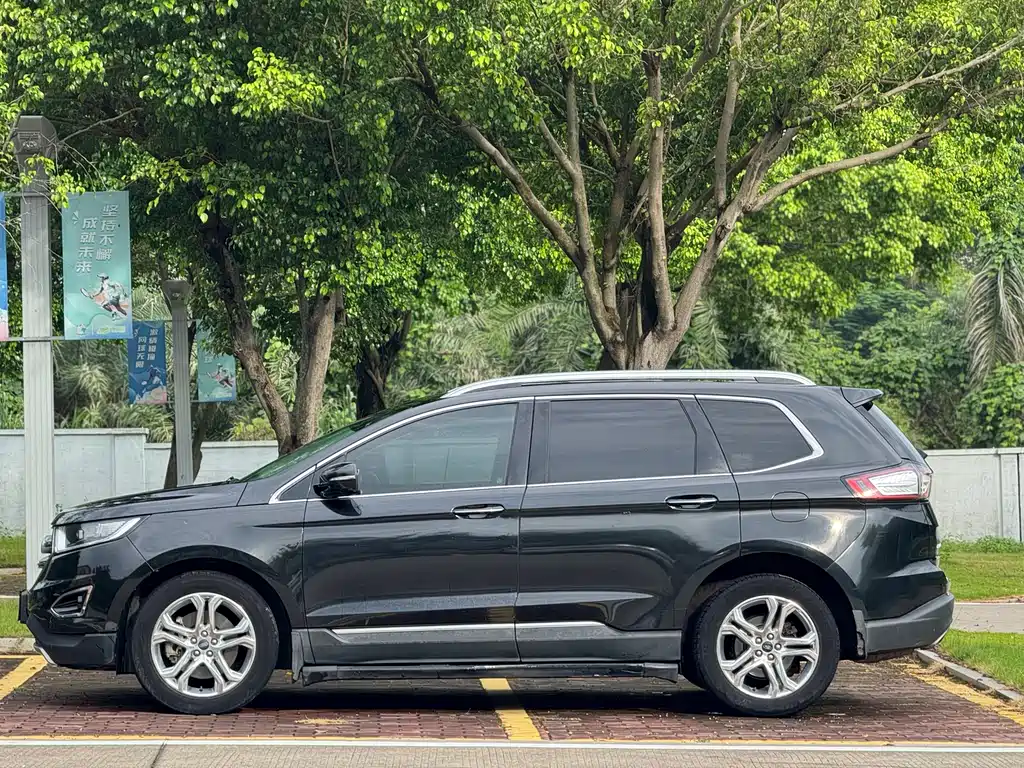 Ford Edge 2015 2.0T GTDi