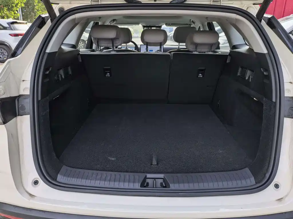 BYD Seal 06 DM-i Touring — миниатюра 10