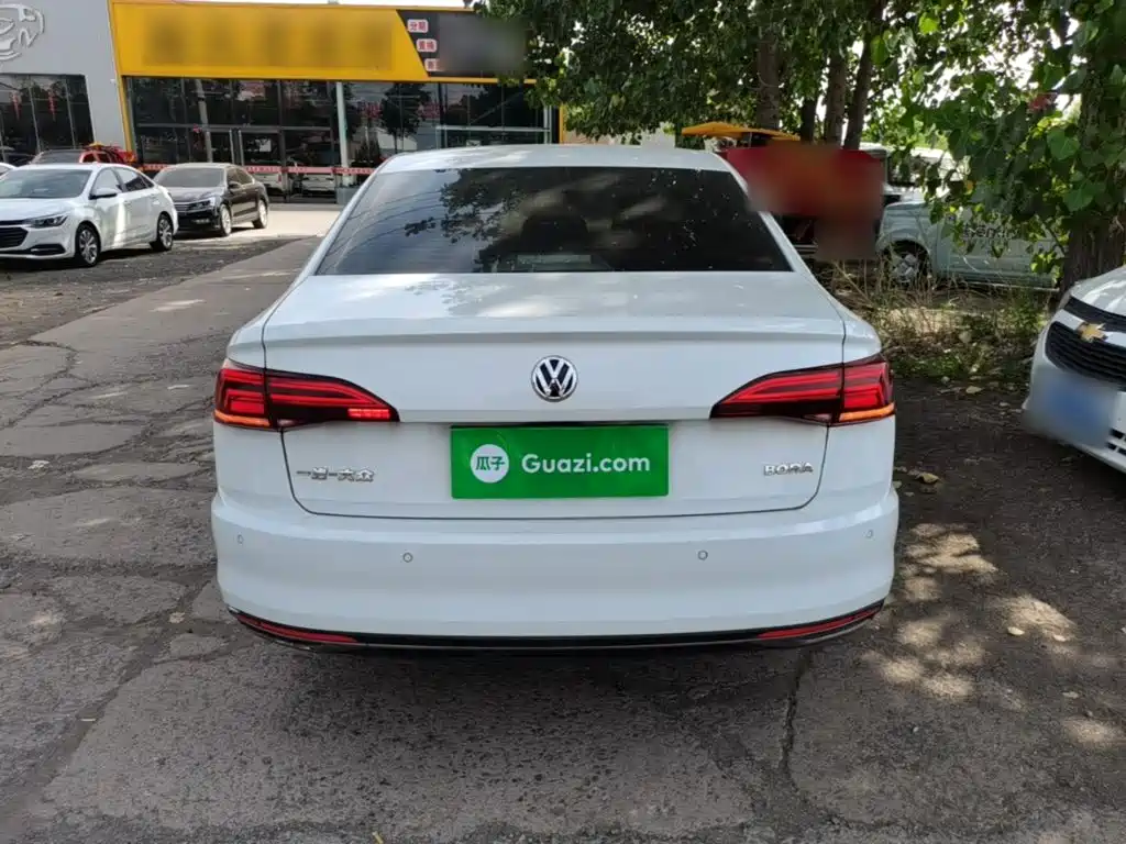 Volkswagen Bora 2020 1.5L AT Comfort