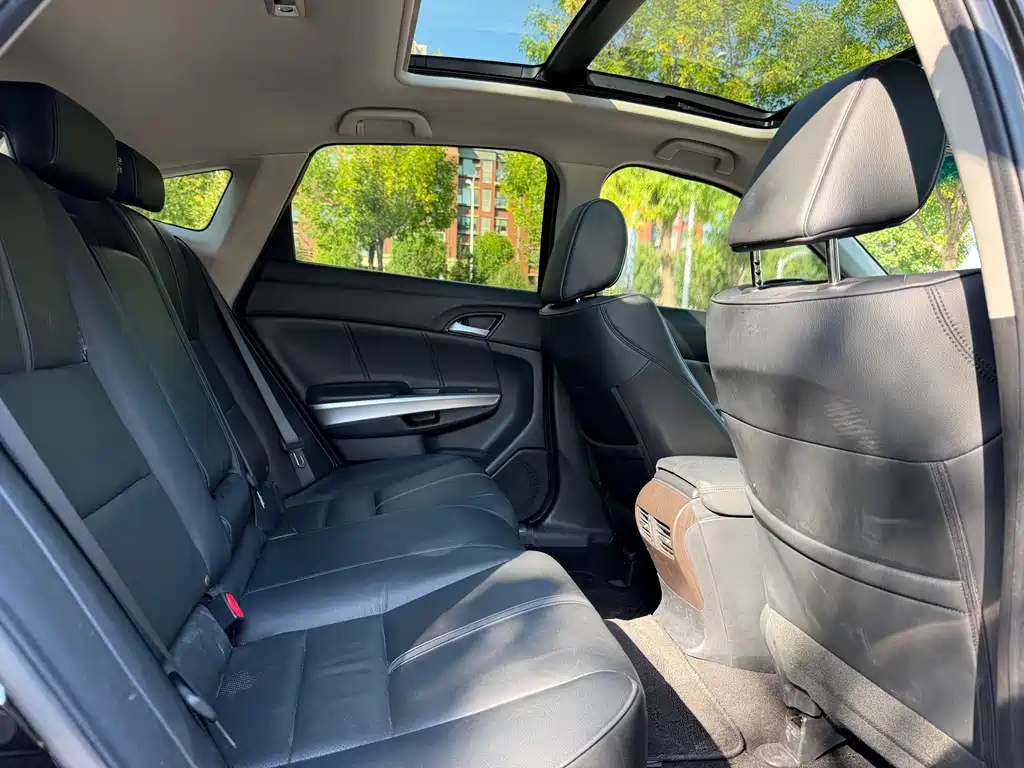 Honda Crosstour — миниатюра 13
