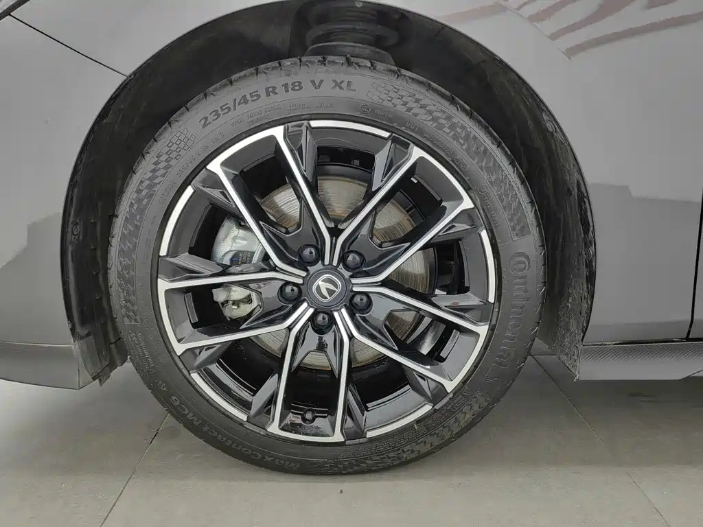 Changan UNI-V iDD — миниатюра 17