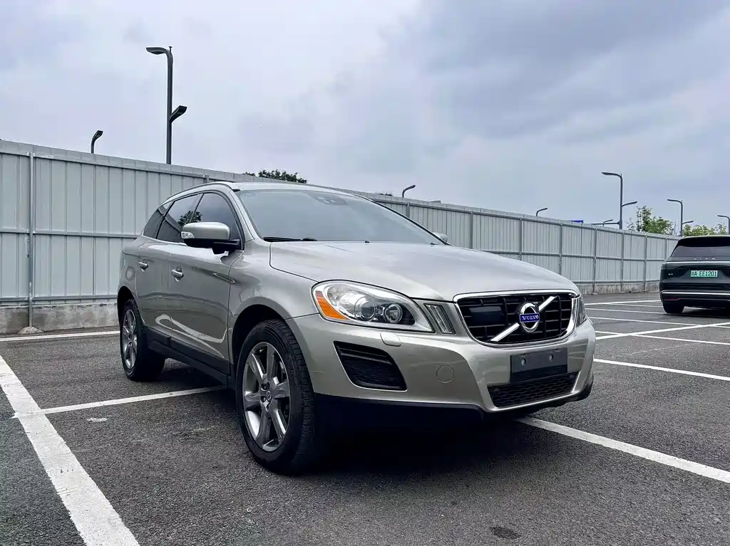 Volvo XC60 (Import) — миниатюра 3