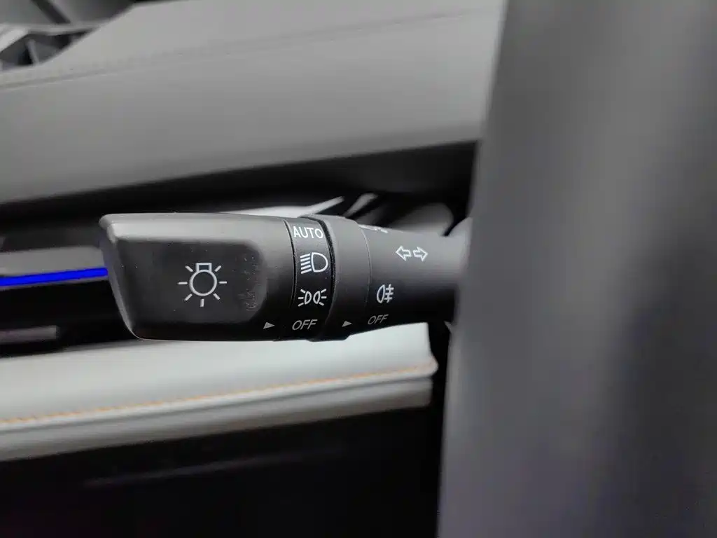 Changan UNI-V iDD — миниатюра 21